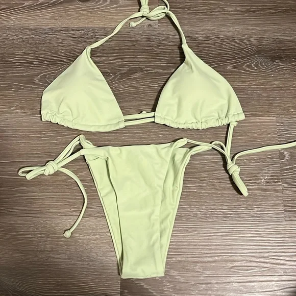 String Bikini Set - Picture 2 of 3